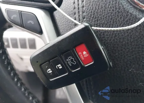 2019 Toyota Highlander Xle from USA, damaged, VIN 5TDJZRFH4KS563533